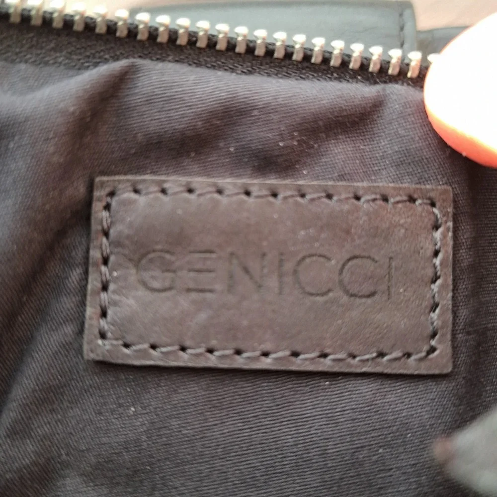 Genicci Women's Black Leather Wallet Snap Zip Exterior Interior Pocket Clutch